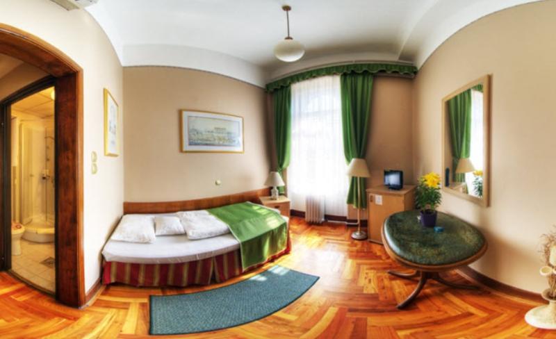 Hotel Omnibusz بودابست المظهر الخارجي الصورة
