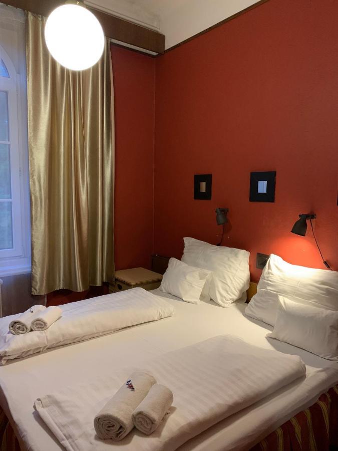 Hotel Omnibusz بودابست المظهر الخارجي الصورة