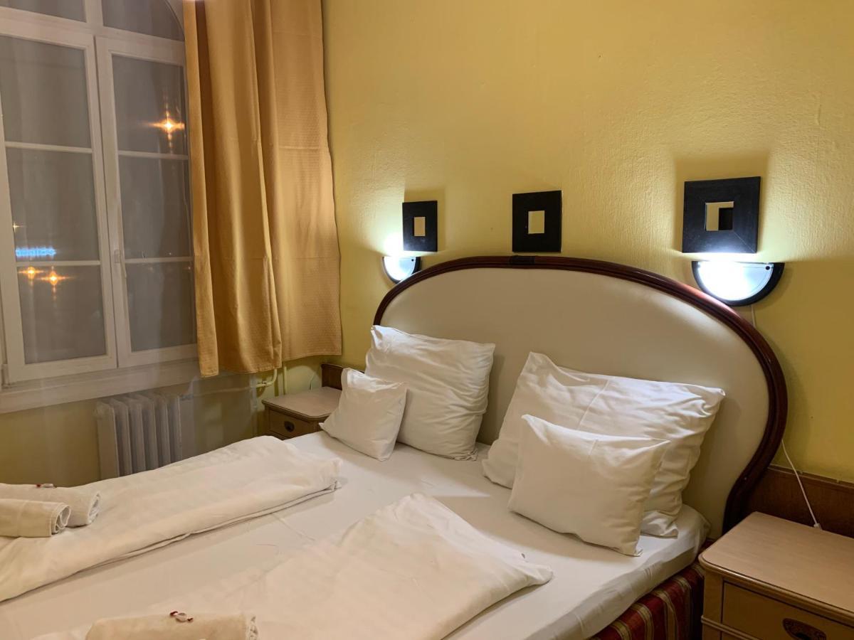 Hotel Omnibusz بودابست المظهر الخارجي الصورة