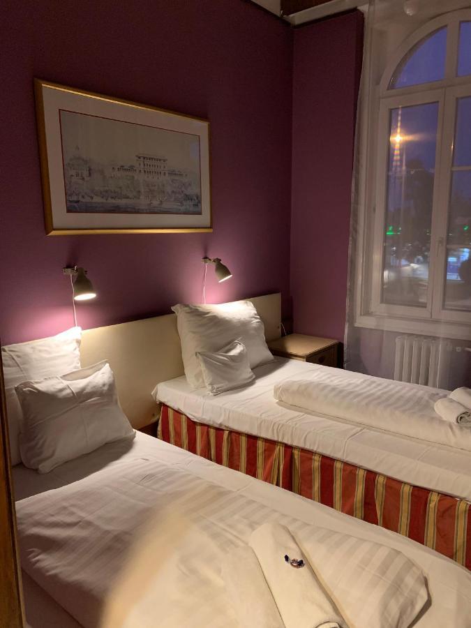 Hotel Omnibusz بودابست المظهر الخارجي الصورة