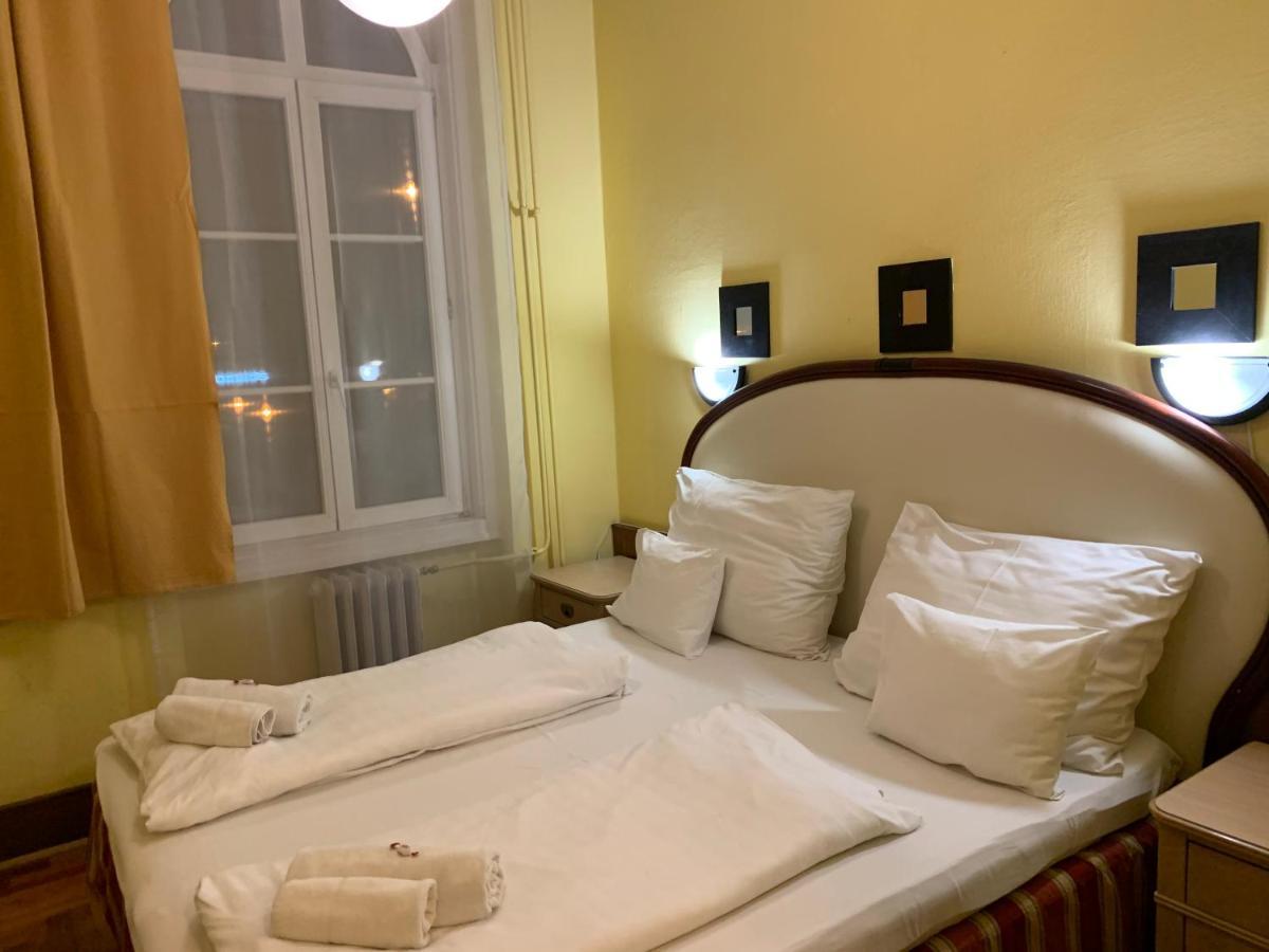 Hotel Omnibusz بودابست المظهر الخارجي الصورة