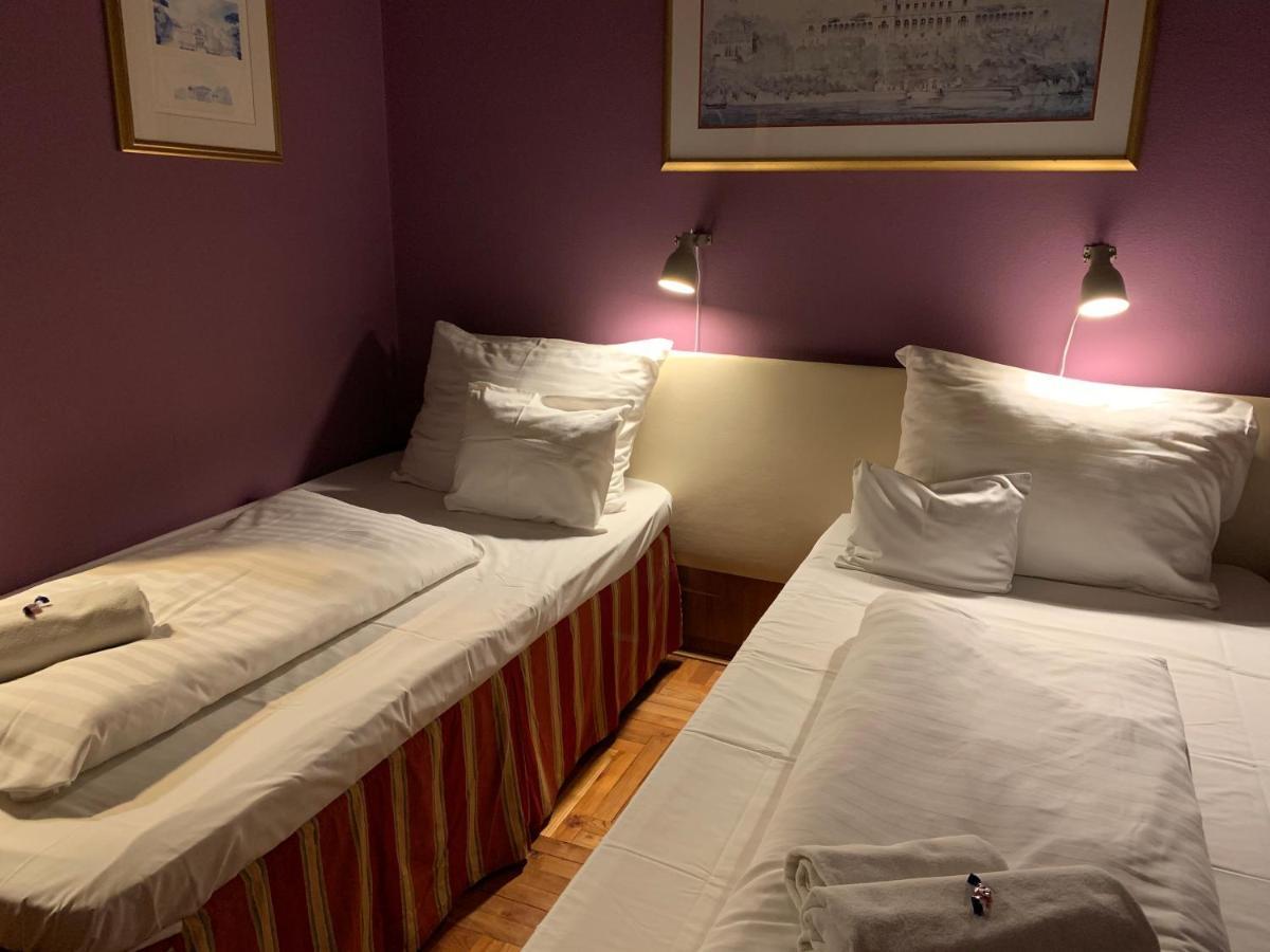 Hotel Omnibusz بودابست المظهر الخارجي الصورة